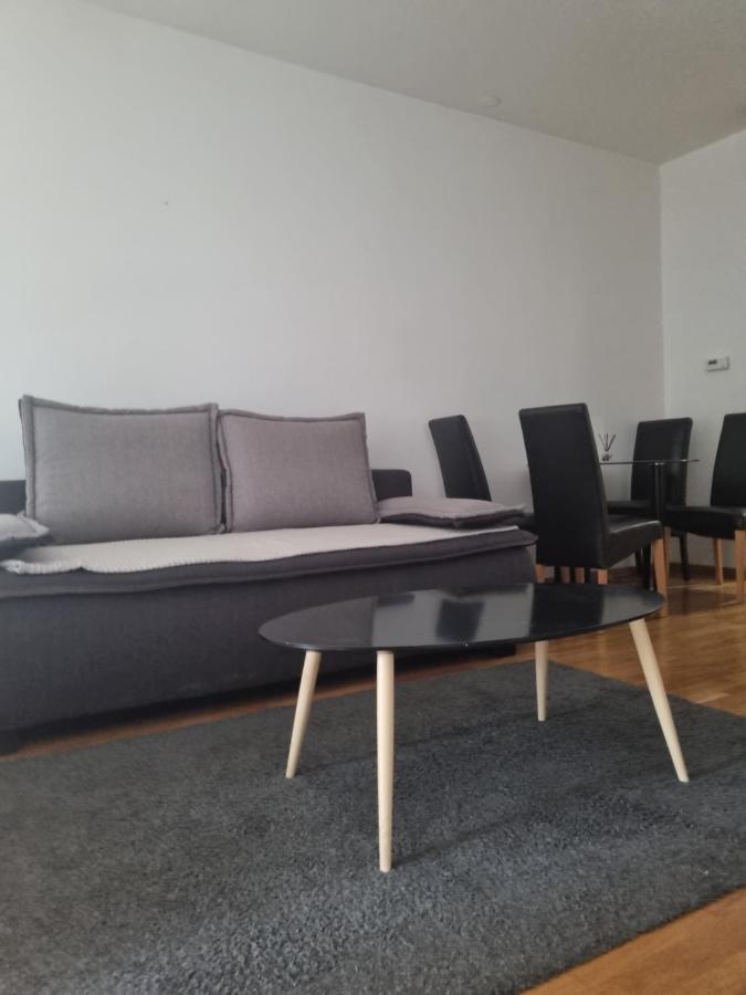 Apartment Niko *